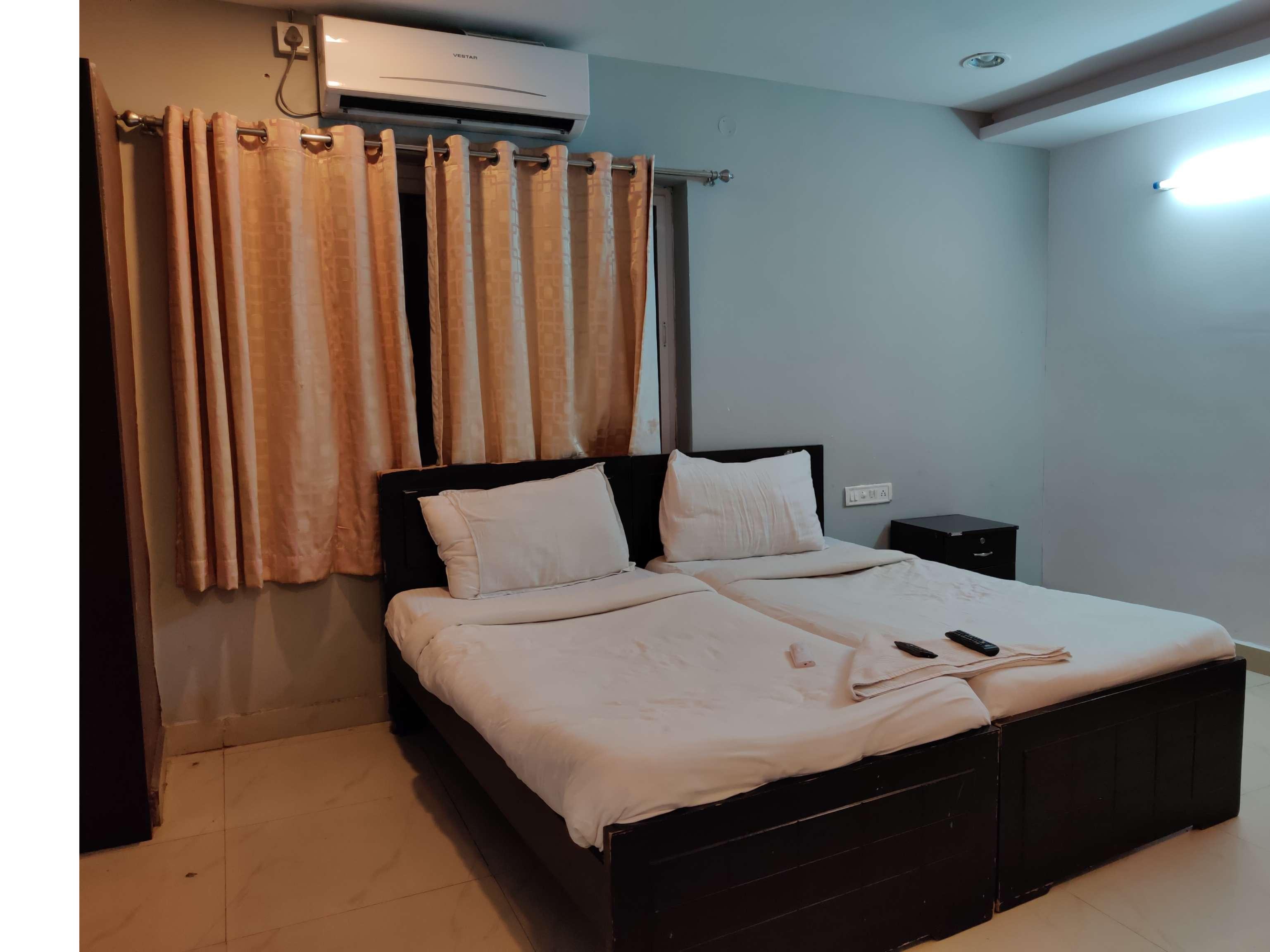 Oyo Flagship 463 Banjara Hills Hotel Hyderabad Bagian luar foto