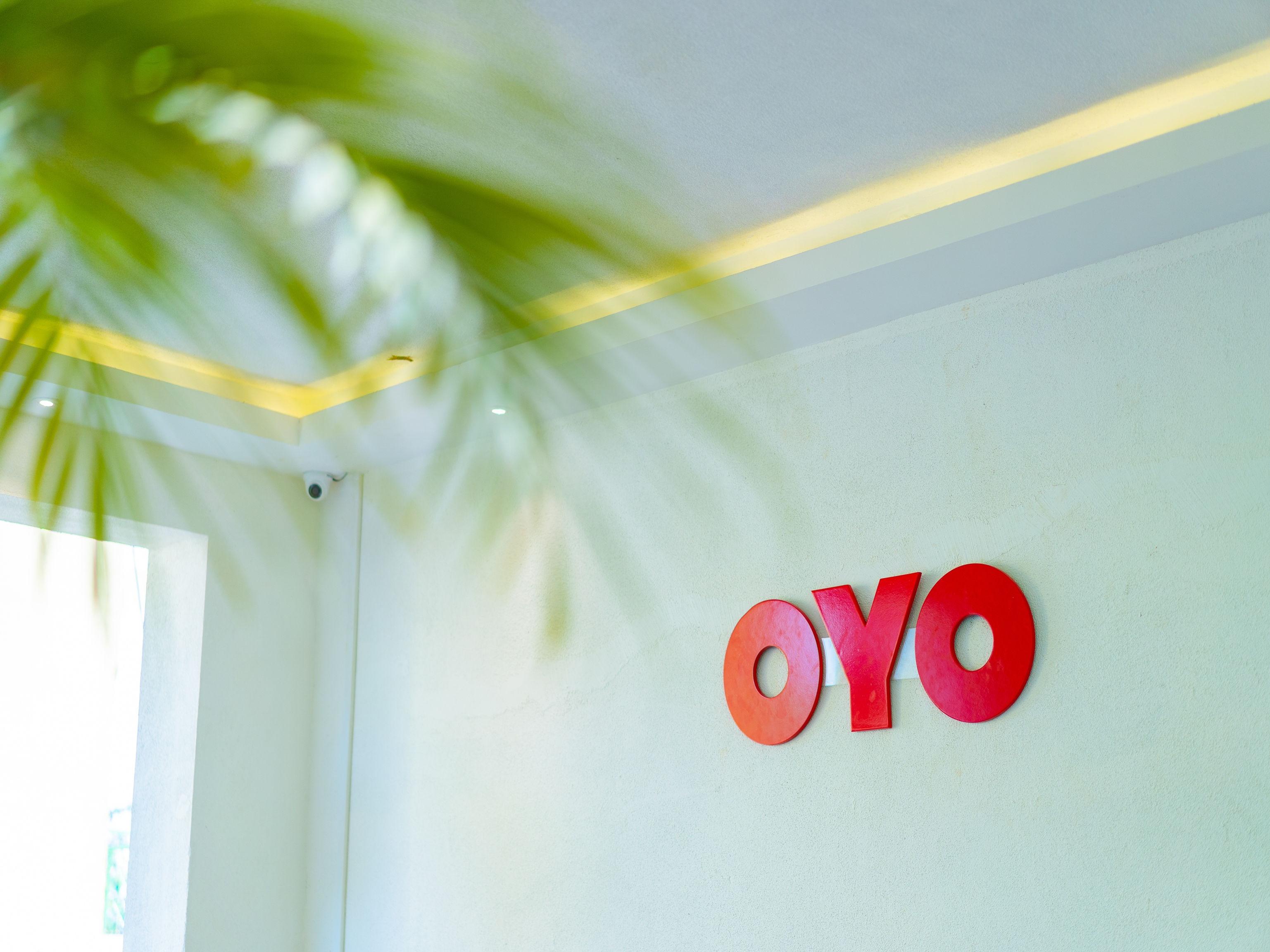 Oyo Flagship 463 Banjara Hills Hotel Hyderabad Bagian luar foto