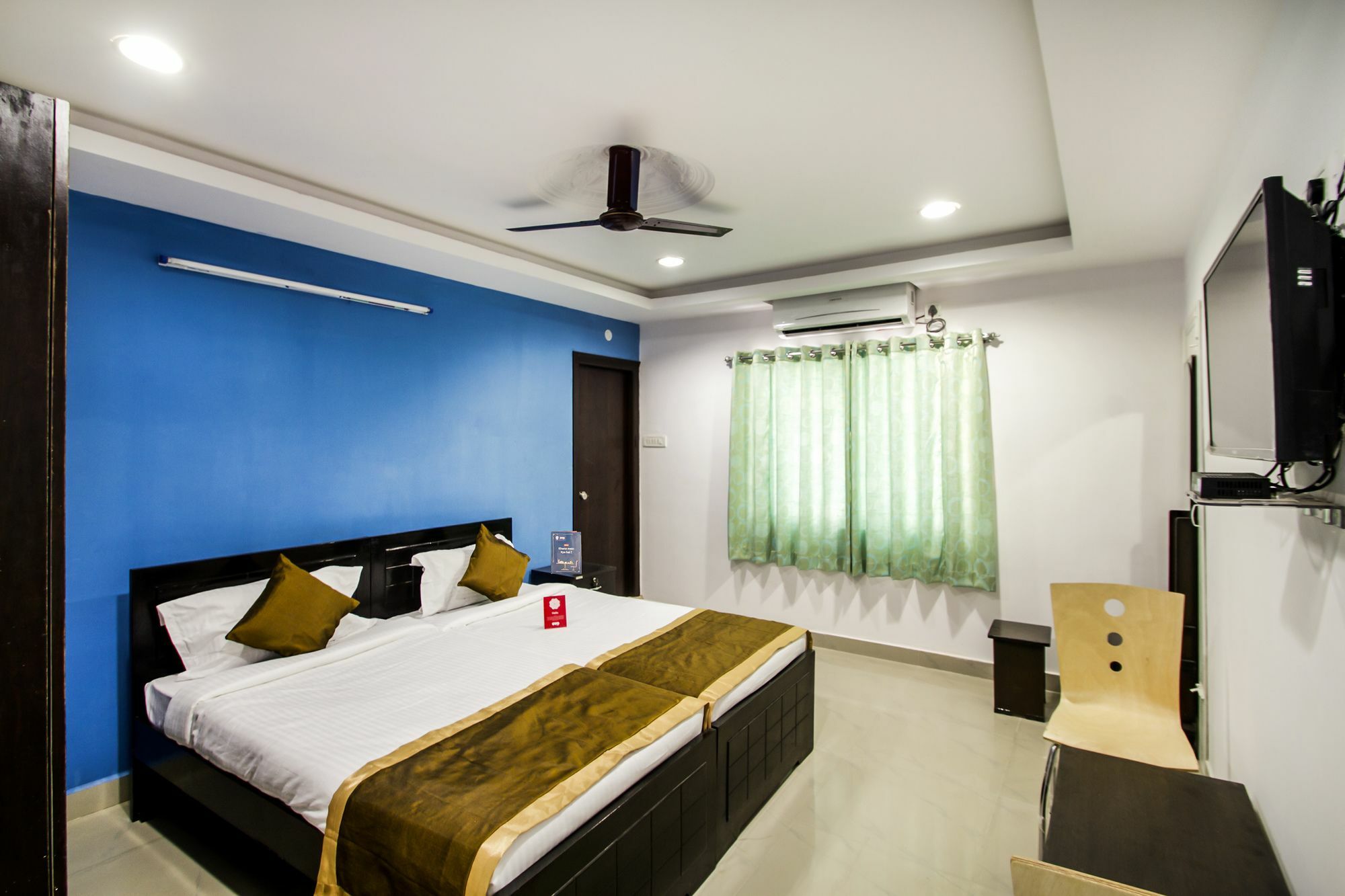 Oyo Flagship 463 Banjara Hills Hotel Hyderabad Bagian luar foto